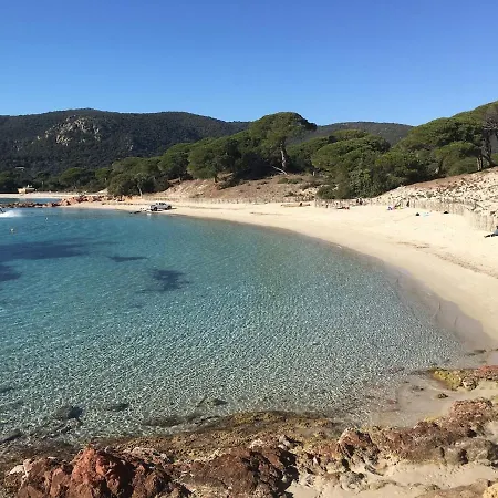 Σπίτι διακοπών Avec Piscine Chauffee